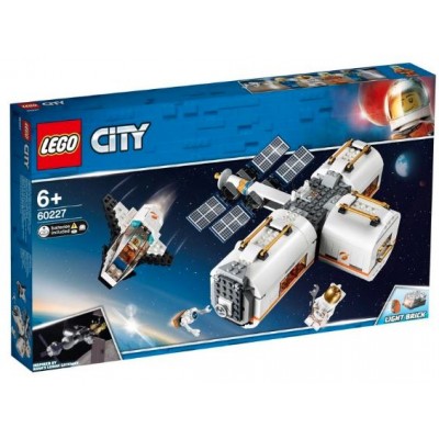 LEGO® City Lunar Space Station 60227