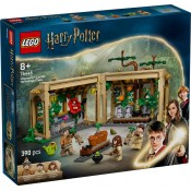 LEGO® Harry Potter™ Hogwarts™ Castle: Herbology Class 76445