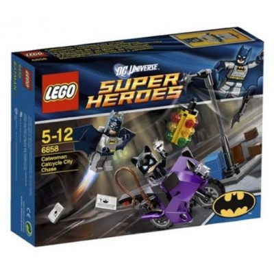 LEGO® DC Super Heroes™ Catwoman Catcycle City Chase 6858